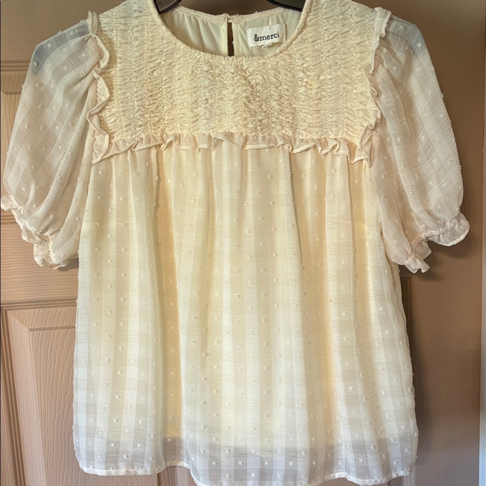 &merci Cream Swiss Dot Smocked Puff Sleeve Blouse